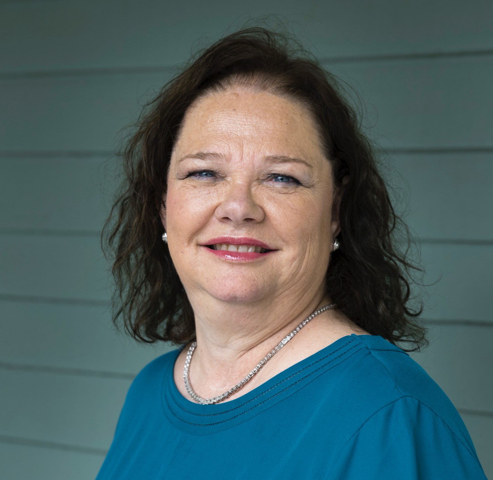 Pam Deeds headshot