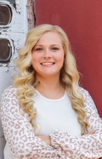 Katrina Headshot